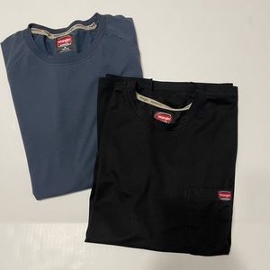 Set of 2 Men’s Medium Wrangler Workwear shirts